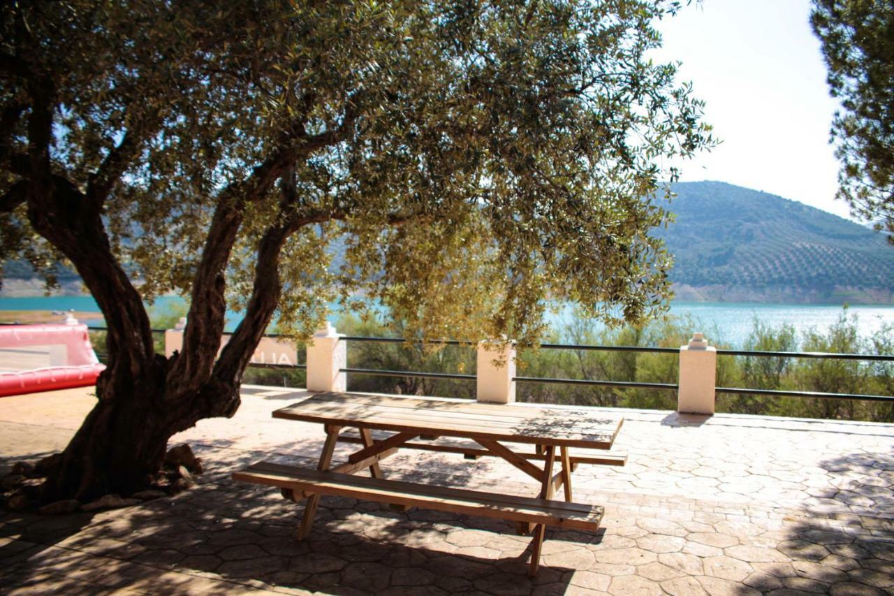 Centro De Ocio Alua Casa Rural Iznajar Lago De Andalucia Экстерьер фото